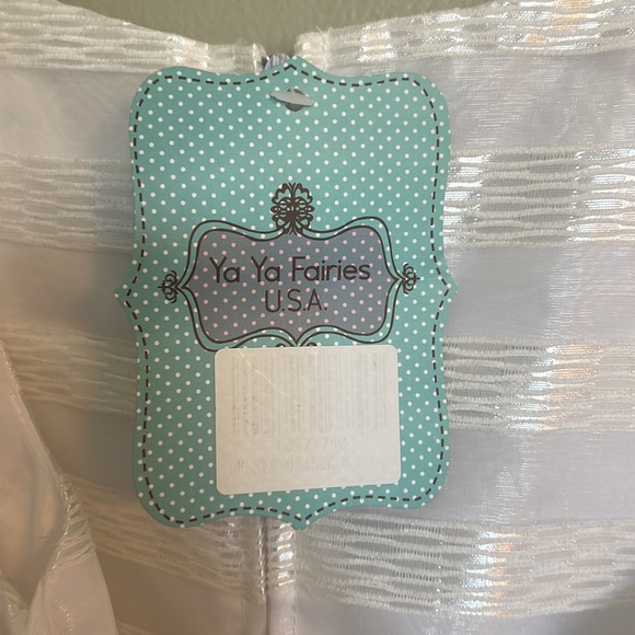 Girls white dress - Picture 6 of 7